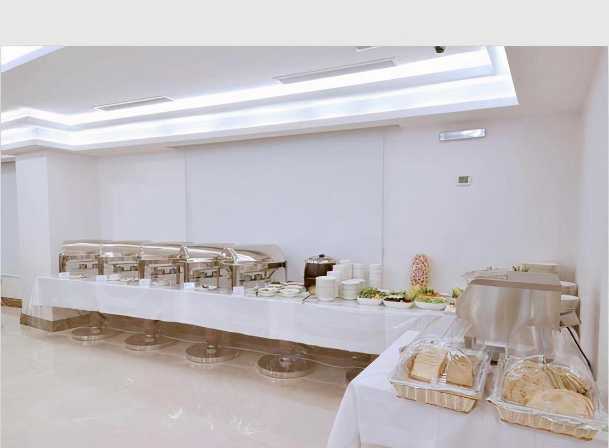 Zaha Al Munawara Hotel Медина Екстериор снимка
