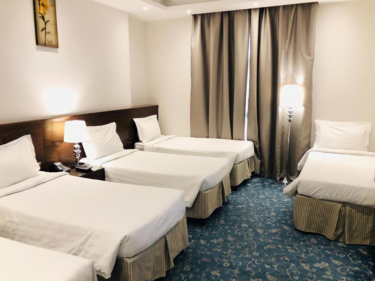 Zaha Al Munawara Hotel Медина Екстериор снимка